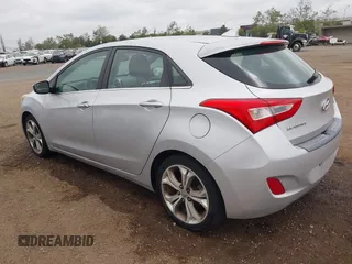 2015 Hyundai Elantra with VIN KMHD35LH4FU240642, listed as a IAAI auction lot 42196394 with 120,499 mi miles and . Bid and sale history available at DreamBid. Image 3.