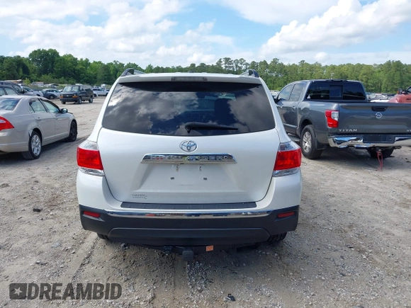 2013 Toyota Highlander Limited with VIN 5TDYK3EH0DS095515, listed as a IAAI auction lot 42251154 with 99,026 mi miles and . Bid and sale history available at DreamBid. Image 16.