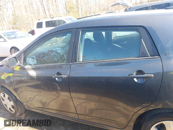 2009 Toyota Matrix with VIN 2T1KU40EX9C084721, listed as a IAAI auction lot 41748177 with 148,374 mi miles. Bid and sale history available at carsss.com. Image 14.
