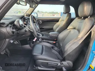 2018 MINI Convertible Cooper S с VIN WMWWG9C58J3E39013, выставлен на аукционе Copart как лот 58946435 с пробегом 66 992 миль миль и На запчасти • Non repairable. История ставок и продаж доступна на DreamBid. Изображение 7.