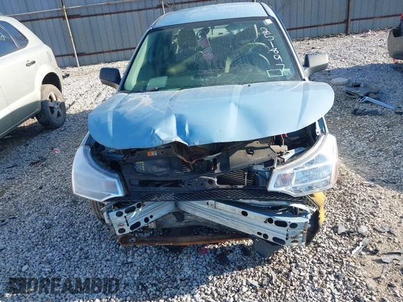 2008 Ford Focus S with VIN 1FAHP34N48W251897, listed as a IAAI auction lot 41994941 with 213,468 mi miles. Bid and sale history available at carsss.com. Image 6.