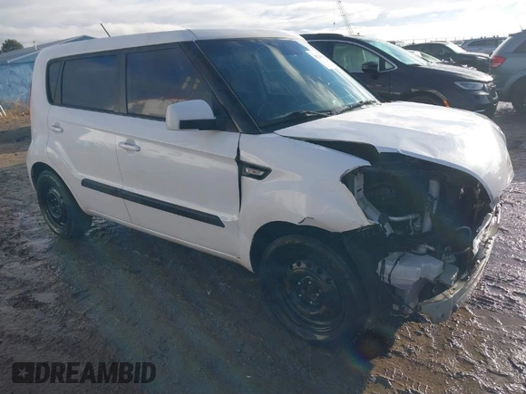 2012 Kia Soul with VIN KNDJT2A51C7375070, listed as a IAAI auction lot 41120655 with 138,867 mi miles. Bid and sale history available at carsss.com. Image 1.