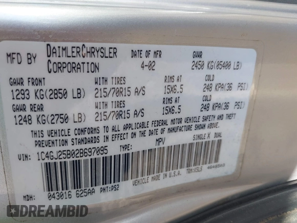 2002 Chrysler Voyager with VIN 1C4GJ25B02B697095, listed as a IAAI auction lot 41704565 with 168,931 mi miles. Bid and sale history available at carsss.com. Image 9.