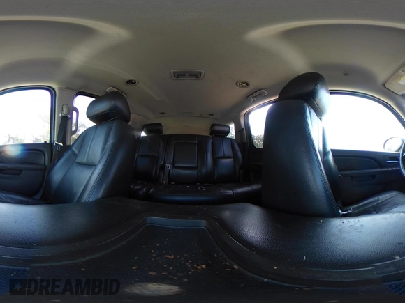 2010 Chevrolet Suburban LT with VIN 1GNUCJE01AR196820, listed as a IAAI auction lot 40713946 with 234,838 mi miles and . Bid and sale history available at DreamBid. Image 18.