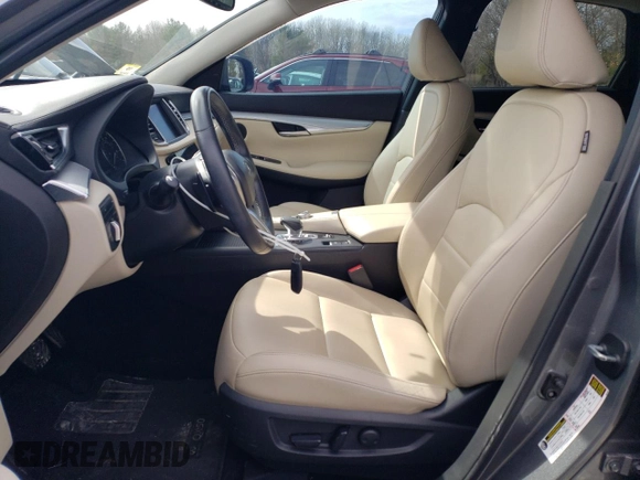2020 Infiniti QX50 Essential z VIN 3PCAJ5M33LF108704, wystawiony jako Copart lot #49284725 z przebiegiem 45 691 mil mil oraz Szkoda całkowita • Salvage title. Historia ofert i sprzedaży dostępna na DreamBid. Obrazek 7.