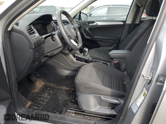 2022 Volkswagen Tiguan S with VIN 3VV0B7AX0NM057030, listed as a Copart auction lot 43189195 with 34,015 mi miles and Salvage title. Bid and sale history available at DreamBid. Image 7.