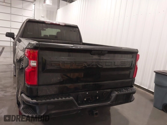 2021 Chevrolet Silverado 1500 RST with VIN 1GCRYEEDXMZ135111, listed as a IAAI auction lot 41398152 with 54,051 mi miles and . Bid and sale history available at DreamBid. Image 17.