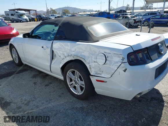 2014 Ford Mustang V6 with VIN 1ZVBP8EM9E5297226, listed as a IAAI auction lot 41627327 with 141,750 mi miles. Bid and sale history available at carsss.com. Image 3.