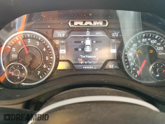 2022 Ram 1500 Big Horn z VIN 1C6RREBT8NN201776, wystawiony jako Copart lot #48359675 z przebiegiem 109 030 mil mil oraz Szkoda całkowita • Salvage title. Historia ofert i sprzedaży dostępna na DreamBid. Obrazek 9.