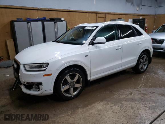 2015 Audi Q3 Prestige with VIN WA1GFCFS9FR007535, listed as a Copart auction lot 52311665 with 137,653 mi miles and Clean title. Bid and sale history available at DreamBid. Image 1.