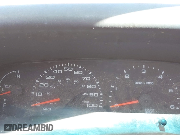 2003 Ford F-350 с VIN 1FDSF34L23EC39582, выставлен на аукционе IAAI как лот 42581958 с пробегом Не указан миль и . История ставок и продаж доступна на DreamBid. Изображение 7.