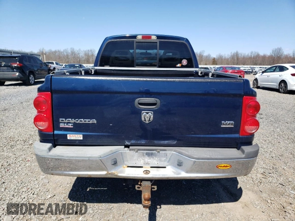 2005 Dodge Dakota SLT z VIN 1D7HW48N05S181997, wystawiony jako Copart lot #50633275 z przebiegiem 127 002 mil mil oraz Szkoda całkowita • Salvage title. Historia ofert i sprzedaży dostępna na DreamBid. Obrazek 6.