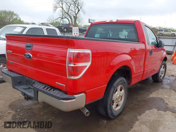 2013 Ford F-150 XL with VIN 1FTMF1CM6DKG07048, listed as a IAAI auction lot 42019058 with 123,338 mi miles and . Bid and sale history available at carsss.com. Image 4.