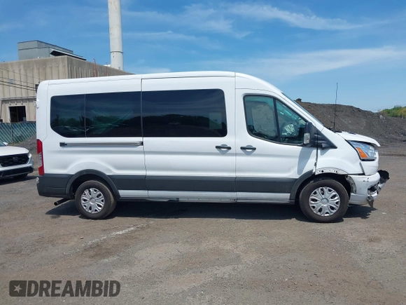 2022 Ford Transit Passenger XL с VIN 1FBAX2CG2NKA78400, выставлен на аукционе IAAI как лот 42219362 с пробегом 178 966 миль миль и . История ставок и продаж доступна на DreamBid. Изображение 13.