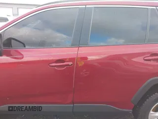 2020 Toyota RAV4 XLE with VIN 2T3W1RFV1LC052043, listed as a IAAI auction lot 42049165 with 116,628 mi miles and . Bid and sale history available at DreamBid. Image 14.