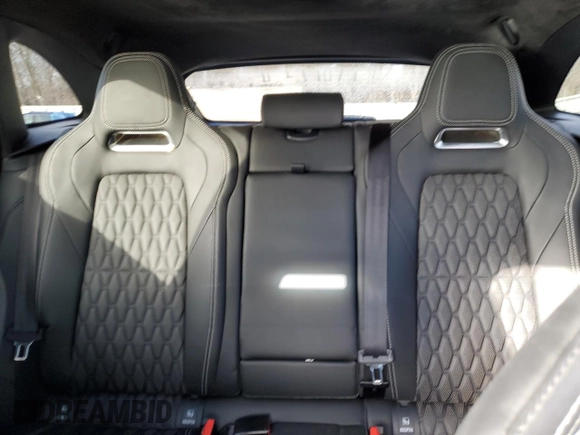 2019 Jaguar F-Pace SVR with VIN SADCZ2EEXKA606569, listed as a Copart auction lot 81816513 with 33,532 mi miles and . Bid and sale history available at DreamBid. Image 10.