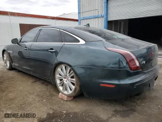 2015 Jaguar XJ with VIN SAJWA2GZ0F8V86007, listed as a Copart auction lot 82233514 with 0 mi miles and Clean Title. Bid and sale history available at carsss.com. Image 2.