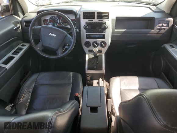 2008 Jeep Patriot Limited with VIN 1J8FT48W88D519179, listed as a Copart auction lot 49710235 with 140,578 mi miles and Salvage Title. Bid and sale history available at DreamBid. Image 8.