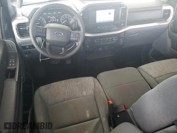 2023 Ford F-150 XL z VIN 1FTEW1C8XPKD33994, wystawiony jako Copart lot #63326315 z przebiegiem 55 593 mil mil oraz Szkoda całkowita • Salvage title. Historia ofert i sprzedaży dostępna na DreamBid. Obrazek 8.