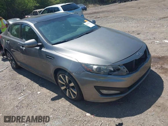 2012 Kia Optima SX z VIN 5XXGR4A64CG031334, wystawiony jako IAAI lot #42045187 z przebiegiem 251 069 mil mil oraz . Historia ofert i sprzedaży dostępna na DreamBid. Obrazek 1.