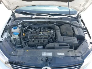 2014 Volkswagen Jetta SE with VIN 3VWD07AJ2EM444256, listed as a IAAI auction lot 42383287 with 99,654 mi miles and . Bid and sale history available at DreamBid. Image 10.