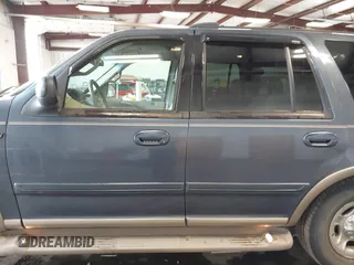 2001 Ford Expedition Eddie Bauer with VIN 1FMPU18L81LB14153, listed as a IAAI auction lot 42348363 with 235,789 mi miles and . Bid and sale history available at DreamBid. Image 14.