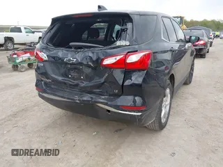 2020 Chevrolet Equinox LT z VIN 2GNAXKEV3L6100175, wystawiony jako IAAI lot #42151713 z przebiegiem 56 603 mil mil oraz . Historia ofert i sprzedaży dostępna na DreamBid. Obrazek 4.