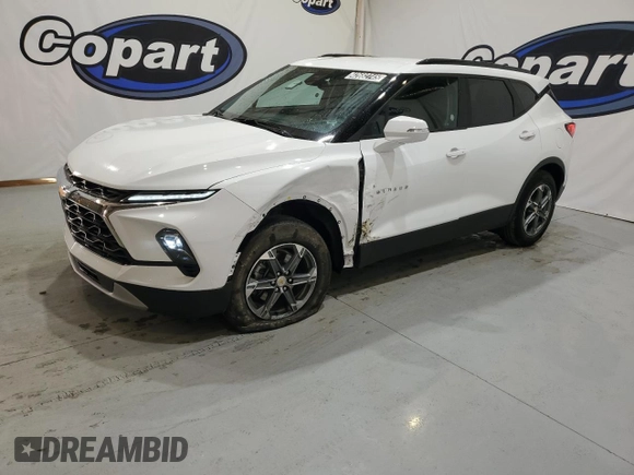 2024 Chevrolet Blazer LT with VIN 3GNKBJR43RS163527, listed as a Copart auction lot 42682745 with 22,883 mi miles and Clean title. Bid and sale history available at DreamBid. Image 1.