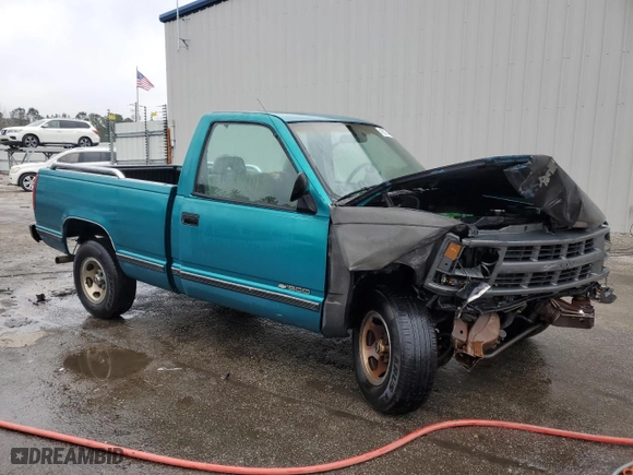 1994 Chevrolet C/K 1500 with VIN 1GCDC14Z2RZ202418, listed as a Copart auction lot 45372145 with 300,051 mi miles and Salvage Title. Bid and sale history available at carsss.com. Image 4.