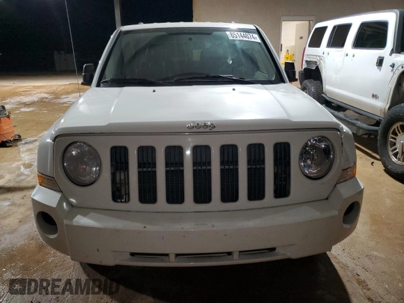 2008 Jeep Patriot Sport with VIN 1J8FT28008D773064, listed as a Copart auction lot 85144074 with 156,951 mi miles and Clean title. Bid and sale history available at DreamBid. Image 5.