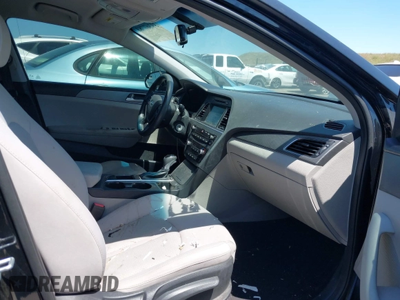 2016 Hyundai Sonata SE with VIN 5NPE24AF5GH359190, listed as a IAAI auction lot 39367783 with 86,841 mi miles and . Bid and sale history available at DreamBid. Image 5.