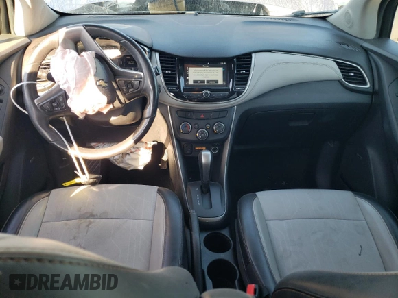 2017 Chevrolet Trax LT with VIN 3GNCJPSB3HL184843, listed as a Copart auction lot 77390324 with 89,636 mi miles and Salvage Title. Bid and sale history available at carsss.com. Image 8.