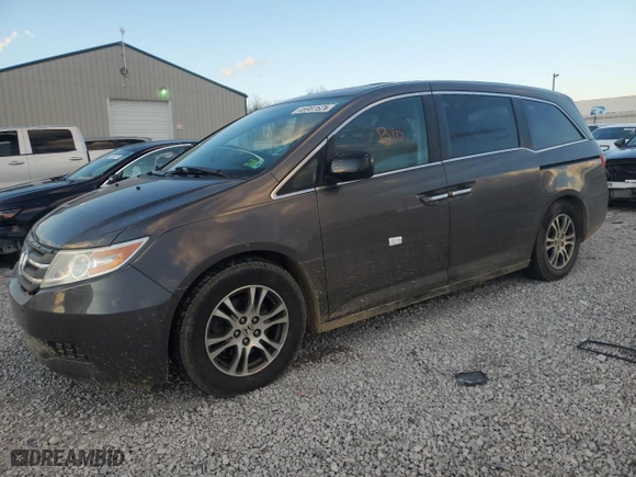 2013 Honda Odyssey EX-L with VIN 5FNRL5H61DB088519, listed as a Copart auction lot 46987625 with 190,882 mi miles and Salvage Title. Bid and sale history available at carsss.com. Image 1.