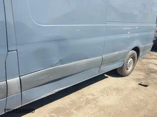 2019 Mercedes-Benz Sprinter Cargo Van with VIN WD4PF1CDXKP148268, listed as a IAAI auction lot 42000045 with 85,106 mi miles. Bid and sale history available at carsss.com. Image 6.