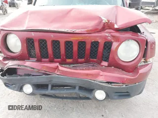 2015 Jeep Patriot Sport z VIN 1C4NJPBB1FD107229, wystawiony jako IAAI lot #40175925 z przebiegiem 127 707 mil mil oraz . Historia ofert i sprzedaży dostępna na DreamBid. Obrazek 6.