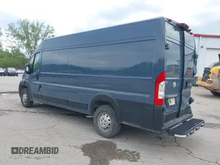2022 Ram ProMaster Cargo with VIN 3C6MRVJG6NE112534, listed as a IAAI auction lot 42065900 with 80,679 mi miles and . Bid and sale history available at DreamBid. Image 3.