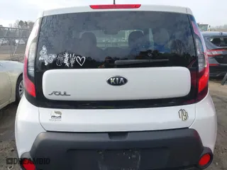 2016 Kia Soul with VIN KNDJN2A25G7338139, listed as a IAAI auction lot 41845222 with 121,839 mi miles. Bid and sale history available at carsss.com. Image 16.