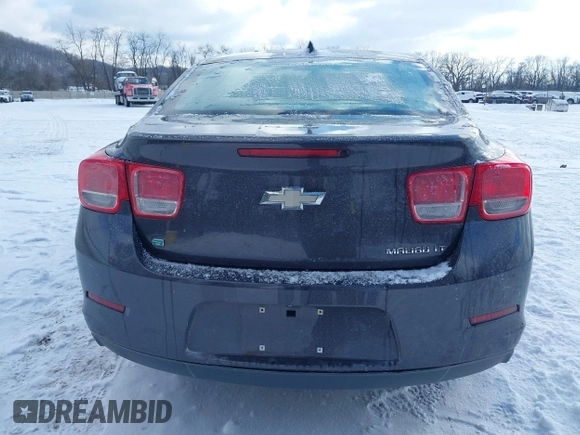 2015 Chevrolet Malibu LT with VIN 1G11C5SL1FF138368, listed as a IAAI auction lot 41271788 with 180,572 mi miles and . Bid and sale history available at DreamBid. Image 16.