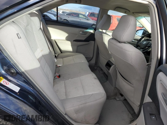 2015 Toyota Camry XLE z VIN 4T4BF1FK5FR451689, wystawiony jako Copart lot #81129304 z przebiegiem 88 446 mil mil oraz Szkoda całkowita • Salvage title. Historia ofert i sprzedaży dostępna na DreamBid. Obrazek 10.