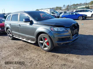 2015 Audi Q7 3.0T S line Prestige with VIN WA1DGAFE8FD015458, listed as a IAAI auction lot 41753940 with 62,233 mi miles. Bid and sale history available at carsss.com. Image 1.
