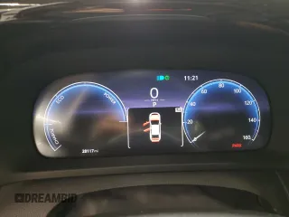 2023 Toyota Crown XLE z VIN JTDAAAAF3P3014834, wystawiony jako Copart lot #50946785 z przebiegiem 28 117 mil mil oraz Szkoda całkowita • Salvage title. Historia ofert i sprzedaży dostępna na DreamBid. Obrazek 9.