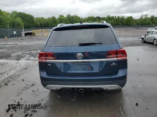 2019 Volkswagen Atlas SE with VIN 1V2UR2CA8KC597096, listed as a Copart auction lot 57997475 with 48,055 mi miles and Salvage title. Bid and sale history available at DreamBid. Image 6.