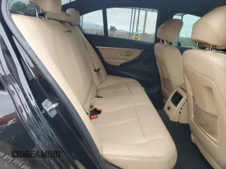 2017 BMW 3 Series 330i z VIN WBA8B9G5XHNU51693, wystawiony jako Copart lot #55161135 z przebiegiem 99 349 mil mil oraz Szkoda całkowita • Salvage title. Historia ofert i sprzedaży dostępna na DreamBid. Obrazek 10.