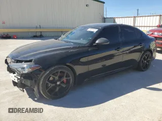 2020 Alfa Romeo Giulia with VIN ZARFAMAN9L7637429, listed as a Copart auction lot 47827445 with 51,649 mi miles and Salvage Title. Bid and sale history available at carsss.com. Image 1.