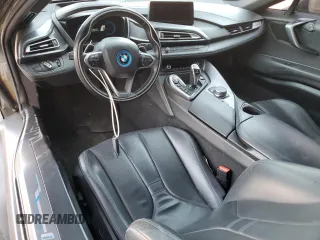 2017 BMW i8 z VIN WBY2Z2C35HV676764, wystawiony jako Copart lot #59692373 z przebiegiem 42 540 mil mil oraz . Historia ofert i sprzedaży dostępna na DreamBid. Obrazek 8.