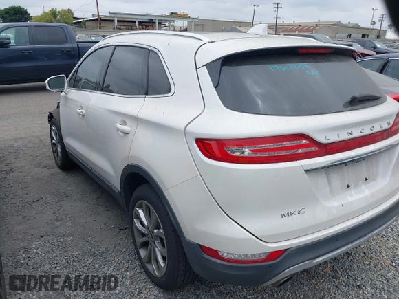 2019 Lincoln MKC Select with VIN 5LMCJ2C9XKUL17367, listed as a IAAI auction lot 42735895 with 57,624 mi miles and . Bid and sale history available at DreamBid. Image 3.