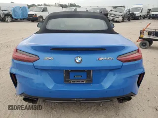 2020 BMW Z4 sDriveM40i with VIN WBAHF9C05LWW40270, listed as a Copart auction lot 82405734 with 0 mi miles and Non Repairable. Bid and sale history available at carsss.com. Image 6.