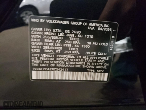 2024 Volkswagen Atlas SEL R-Line z VIN 1V2AE2CA2RC242417, wystawiony jako Copart lot #46358155 z przebiegiem 389 mil mil oraz Szkoda całkowita • Salvage title. Historia ofert i sprzedaży dostępna na DreamBid. Obrazek 13.