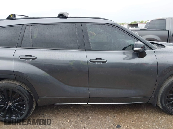 2023 Toyota Highlander L with VIN 5TDKDRAH3PS508220, listed as a IAAI auction lot 41905517 with 37,891 mi miles and . Bid and sale history available at DreamBid. Image 13.