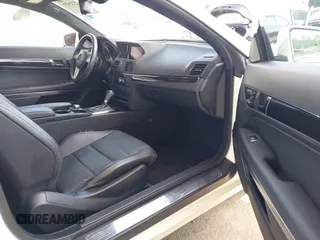 2013 Mercedes-Benz E 350 with VIN WDDKJ5KB1DF197335, listed as a IAAI auction lot 42272831 with 58,092 mi miles and . Bid and sale history available at DreamBid. Image 5.